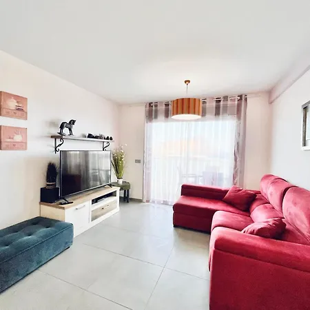 Ocean View 2-bedrooms In Daire *